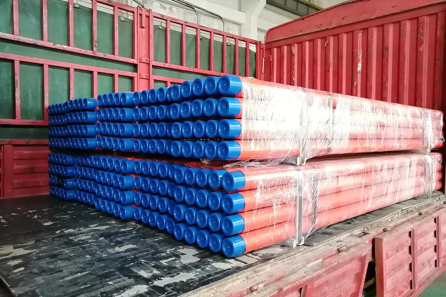 89中心通纜定向鉆桿發(fā)貨